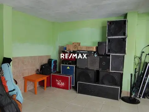 Casa en Venta con 1 cochera