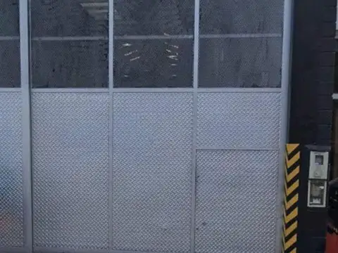 GALPON   Excelente Estado y Ubicación Temperley  O