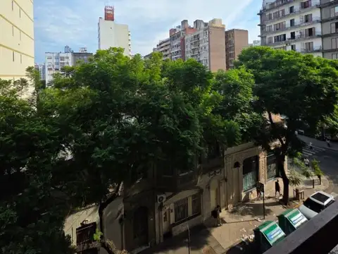AMPLIO SEMIPISO DE DOS DORMITORIOS