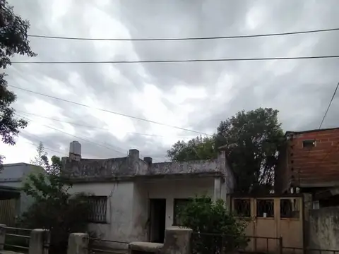 OPORTUNIDAD VENTA GRAN LOTE 10x30 m2 PERMUTA ESCUCHA OFERTAS