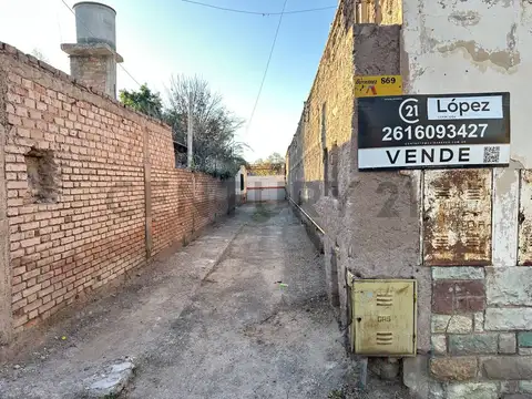 Venta de Lote en Godoy Cruz.