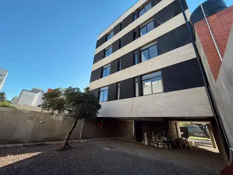 Departamento en Venta con 4 cocheras