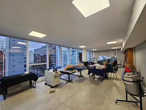 Oficina Monoambiente con 2 baños