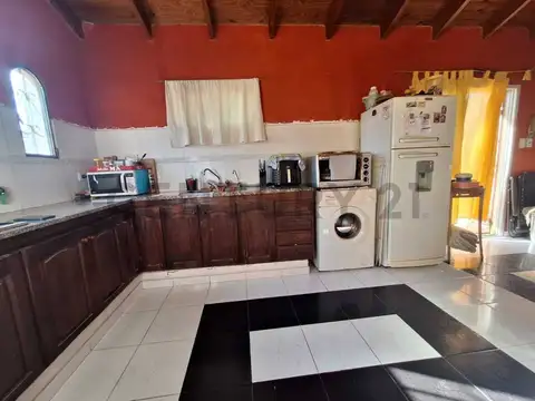 Casa de 3 dormitorios en City Bell a terminar.
