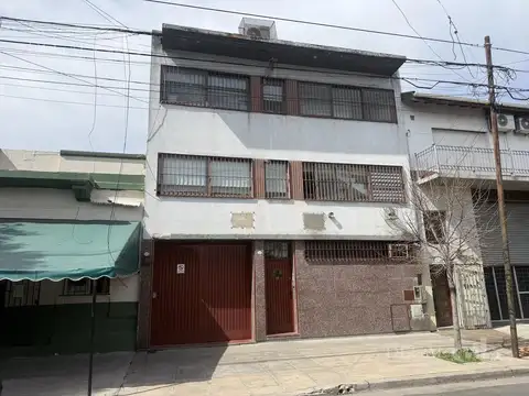 Galpón en Venta en Pompeya, CABA