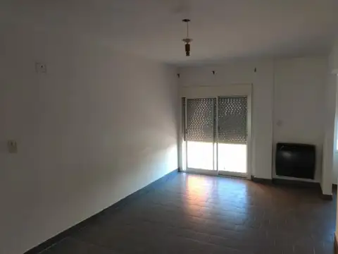 Departamento en venta - 2 dormitorios 1 baño - 53mts2 totales - La Plata