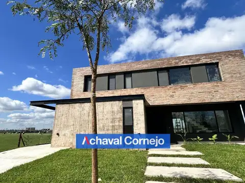VENTA| Casa en Barrio Amarras, Puertos (3 dormitorios, dependencia, pileta) casi terminada!
