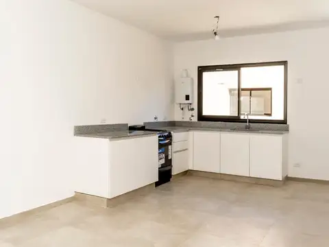 Depto Tipo Casa en Venta con 1 cocheras