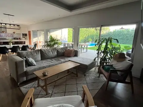 CASA EN VENTA HARAS MARIA VICTORIA