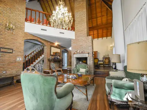 Casa en Venta al Oeste