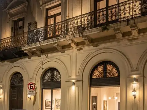 Local en Venta 82 años