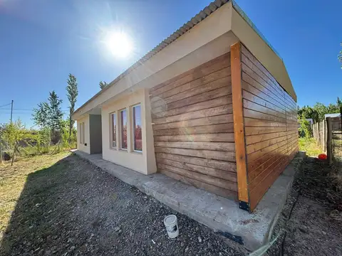 Casa 3 ambientes con 1 baño