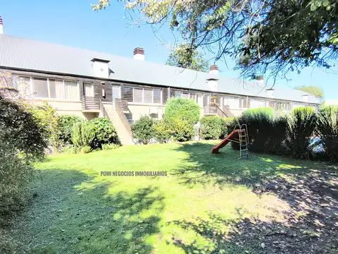 Villa Morra 2 Dorm. y Escritorio o 3º Dorm. Play Baño y Toil Cochera Fija Jardin y Pileta Uso Comun