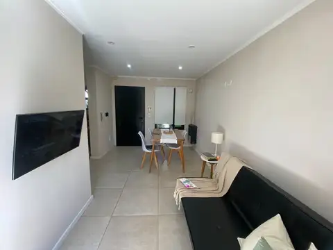 DEPARTAMENTO VENTA 1 DORMITORIO TANDIL CON PATIO