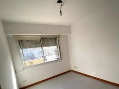 Departamento en Alquiler en Abasto, $ 480.000