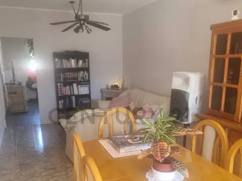 venta casa  4 ambientes San Antonio de Padua con pileta quincho y garage para 2 autos