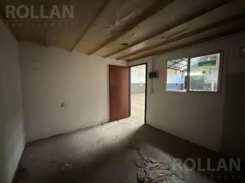 Galpon en Alquiler 27  mts Frente