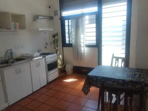 Hipolito Yrigoyen 1200