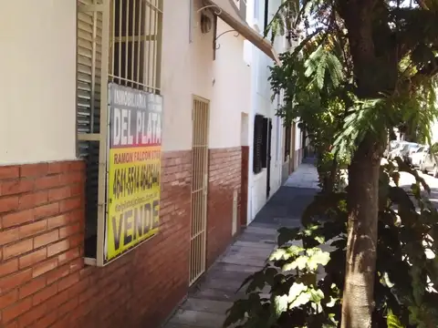 CASA EX MUNICIPAL A MTS DE RAMÓN FALCÓN