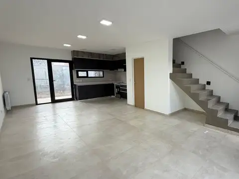Casa en Alquiler de 2 dormitorios