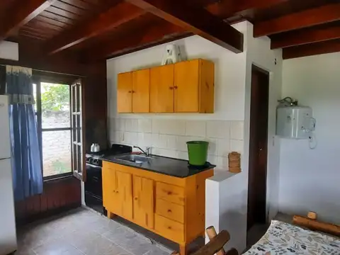 Casa 6 ambientes con 1 baño