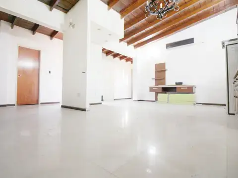 VENTA CASA CON LOCAL VILLA LYNCH SAN MARTIN