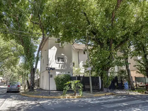 Venta casa tipo triplex 5 amb en Olivos