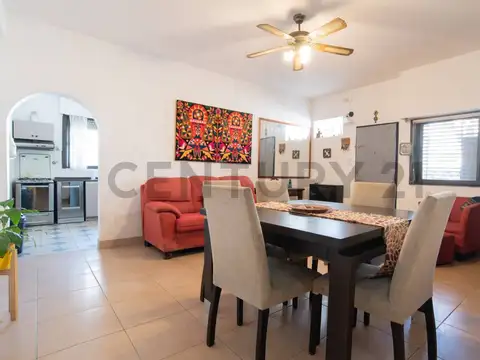 Venta de PH de 5 AMBIENTES en Villa Martelli, Vicente López, cochera y dos terrazas