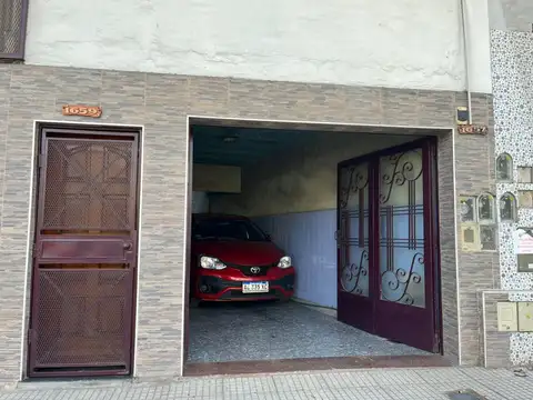 Curapaligüe 1600, Piso 1