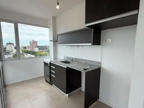 Departamento tres ambientes en Escobar Centro