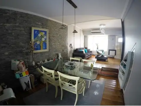 Casa 4 ambientes con 3 baños