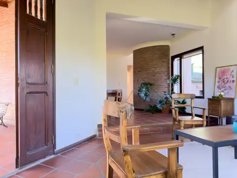 Venta de casa en El Tipal, 4 dormitorios