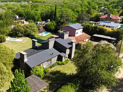 Casa colonial de categoría, en venta! B° Loma Hermosa. Santa Rosa de Calamuchita. Cod 1407