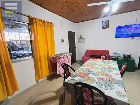 Casa en Venta con 1 cochera