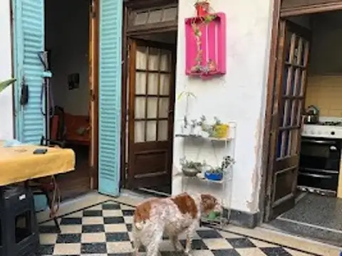 Avenida Caseros 4100, Piso PB