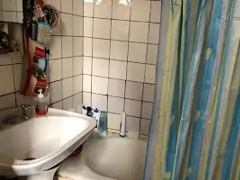 Depto Tipo Casa 3 ambientes con 2 baños