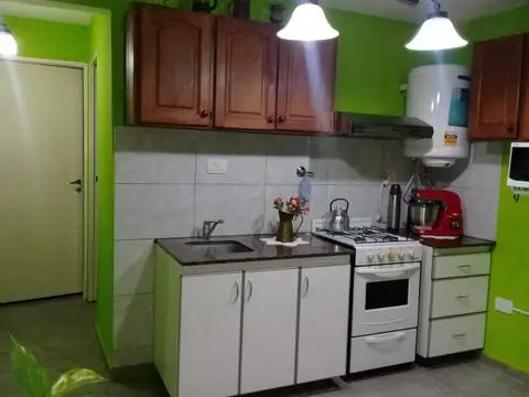 Pringles 2500, Piso 1