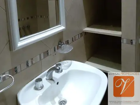 Depto Tipo Casa en Alquiler 40 años
