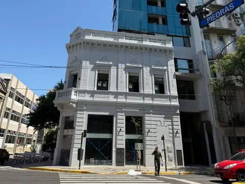 Av. Caseros 700