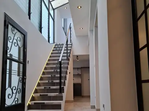 Depto Tipo Casa en Alquiler de 1 dormitorio