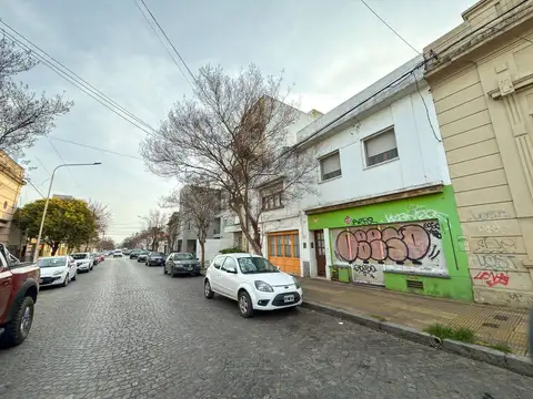 EN ALQUILER LOCAL COMERCIAL EXCELENTE UBICACIÓN