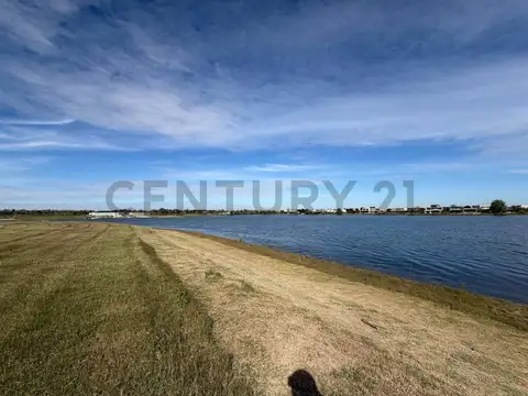 LOTE A LA LAGUNA EN VENTA – ORILLAS – ACEPTA PERMUTA -PUERTOS DEL LAGO