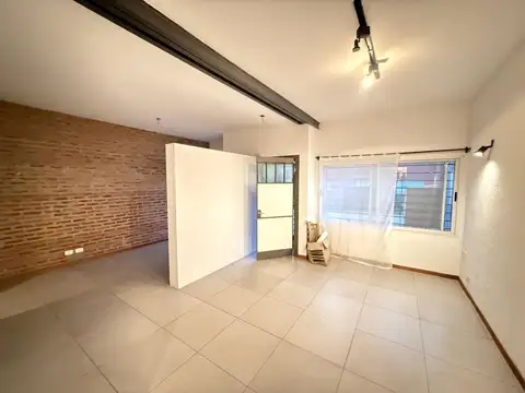 Depto Tipo Casa en Venta de 2 ambientes