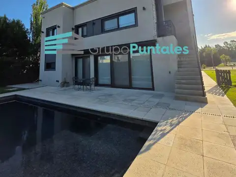 Casa en Venta en Countries y Barrios Cerrados en Esteban Echeverria, USD 420.000