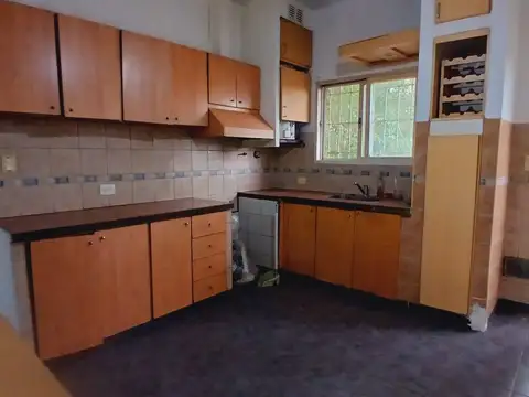Depto Tipo Casa en Venta con 1 cocheras