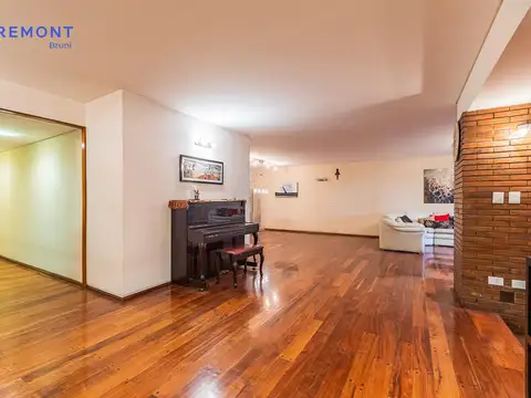 Departamento 6 ambientes con 2 baños