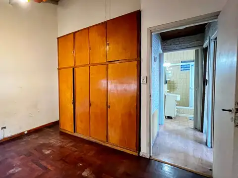CASA 3 AMBIENTES EN VENTA LONGCHAMPS + DEPTO APTO