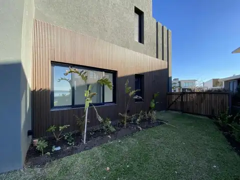 Casa  en Venta en Puertos, Escobar, G.B.A. Zona Norte