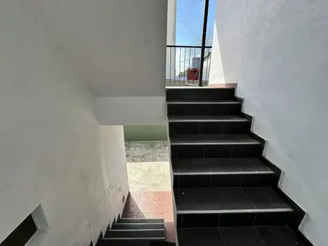 Bombero Sánchez n° 2732 entre Gral. Acha y Juan B. Justo , Piso 1