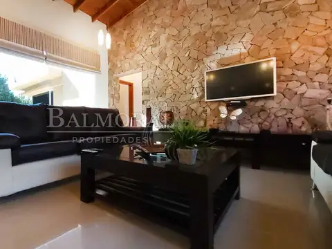 Casa 3 ambientes con 3 baños
